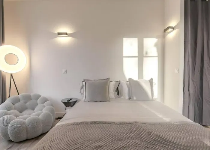 Superbe Studio, Tete D'or,