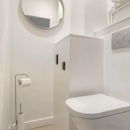 Appartement Superbe Studio, Tete D'or, Lyon